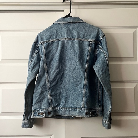 Distressed Levi’s Red Tab Denim Jacket - Medium - Picture 7 of 10